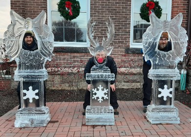 Triple Free Standing Photo Op