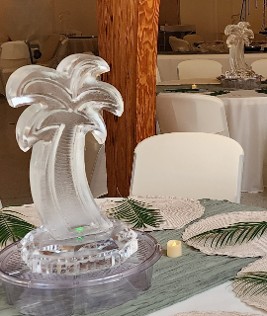 ice matters - individual table centerpiece - abstract palm tree